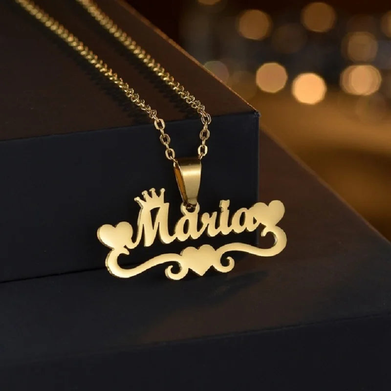 Royal Elegance: Custom Stainless Steel Name Necklace with Crown Pendant & Thick Chain