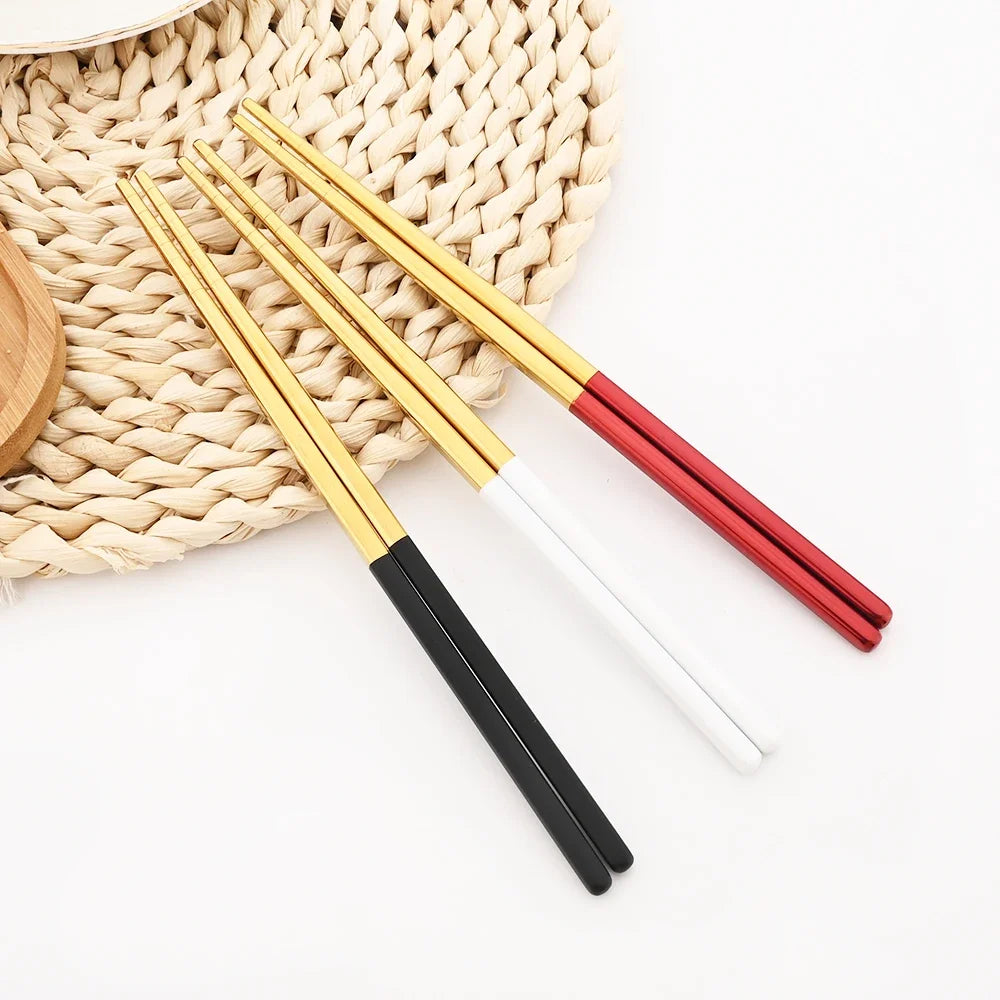 36pcs Black Gold Cutlery Set Knife Fork Spoon Chopsticks Dinnerware Set Stainless Steel Cake Forks Teaspoons Tableware Flatware