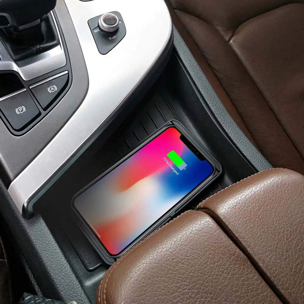 Car Wireless Charger Non-Slip Pad Silicone Fast Charging Wireless Charger for Car for IPhone 15 14 Xiaomi Huawei Samsung S23 S22