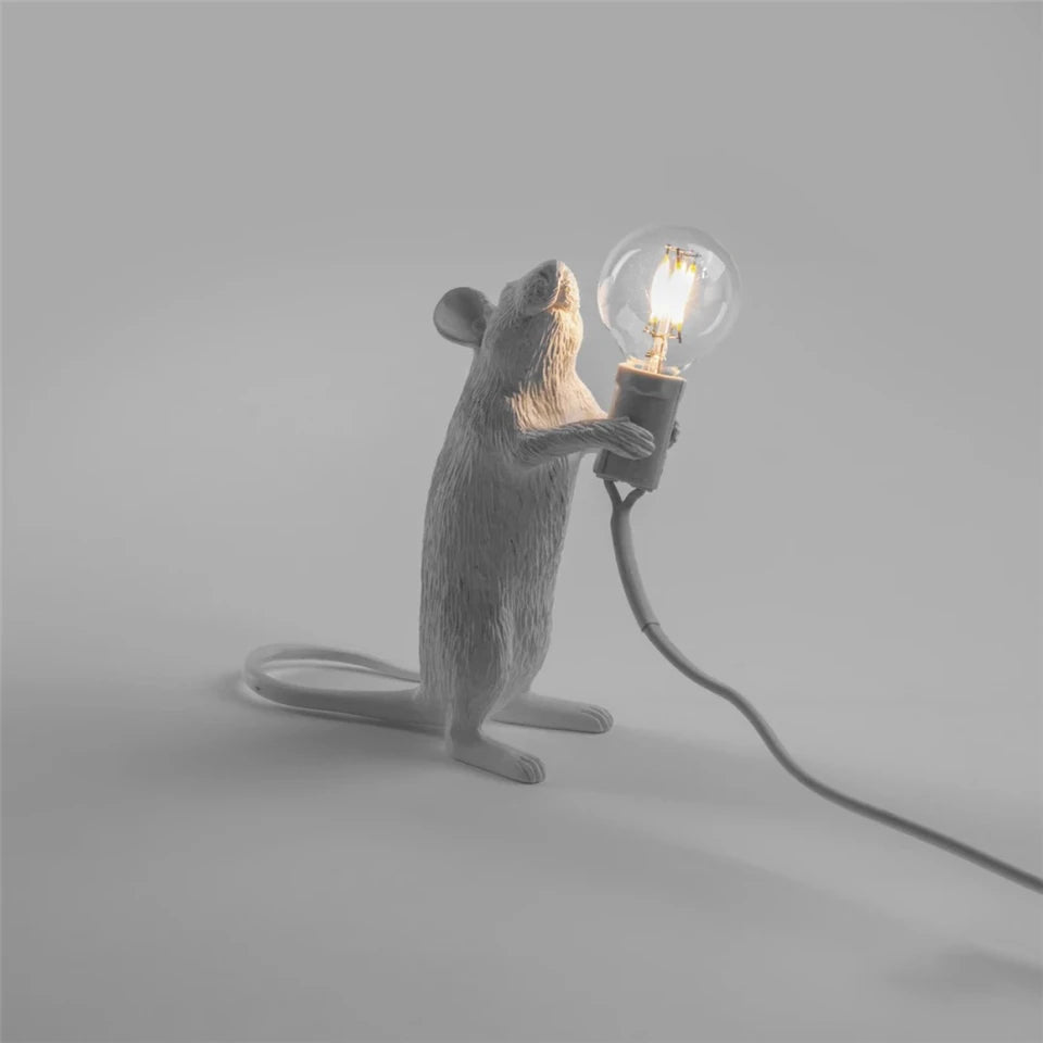 Nordic LED Table Lights Resin Animal Mouse Rat Cat Squirrel LED Night Lights Table Lamps Home Decor Desk Lamp Lighting Fixtures