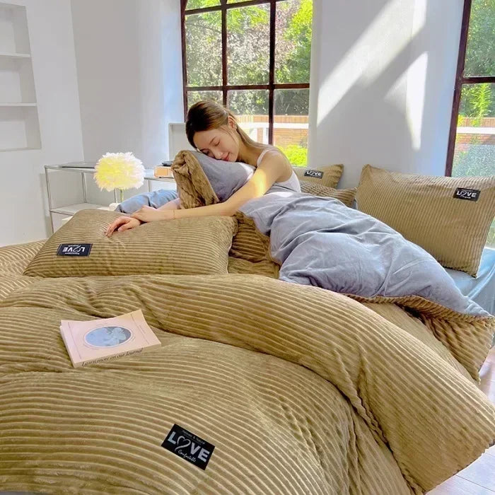 Ultra-Soft Velvet Duvet Cover Warm Thick Bed Quilt Cover Double Bed Luxury Bedding Solid Color Velvet Duvet Cover 겨울용 따뜻한 이불 커버