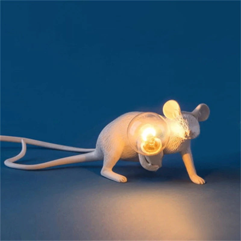 Nordic LED Table Lights Resin Animal Mouse Rat Cat Squirrel LED Night Lights Table Lamps Home Decor Desk Lamp Lighting Fixtures