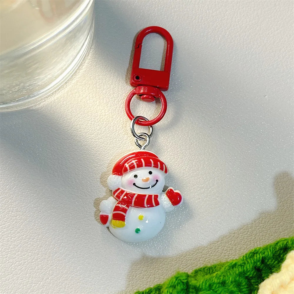 Cute Santa Claus Keychains Enamel Christmas Tree Wreath Keyrings Festival Gifts for Women Men Handbag Pendants