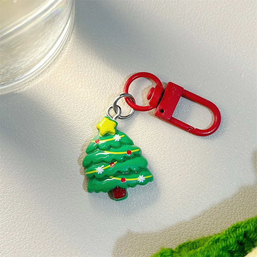Cute Santa Claus Keychains Enamel Christmas Tree Wreath Keyrings Festival Gifts for Women Men Handbag Pendants