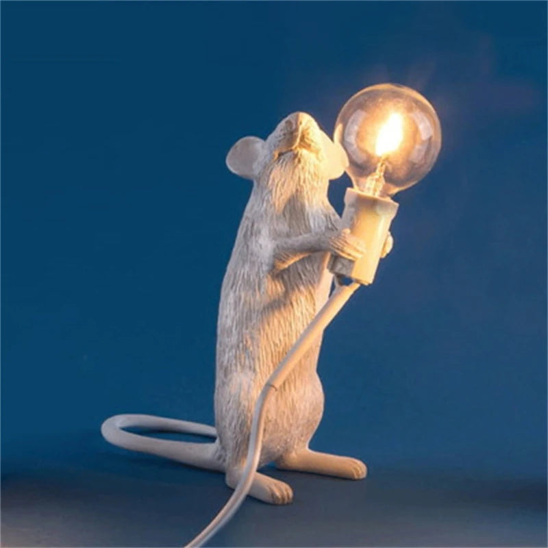 Nordic LED Table Lights Resin Animal Mouse Rat Cat Squirrel LED Night Lights Table Lamps Home Decor Desk Lamp Lighting Fixtures