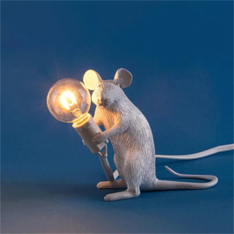 Nordic LED Table Lights Resin Animal Mouse Rat Cat Squirrel LED Night Lights Table Lamps Home Decor Desk Lamp Lighting Fixtures