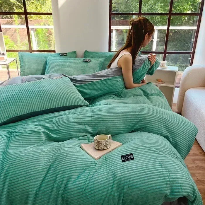 Ultra-Soft Velvet Duvet Cover Warm Thick Bed Quilt Cover Double Bed Luxury Bedding Solid Color Velvet Duvet Cover 겨울용 따뜻한 이불 커버