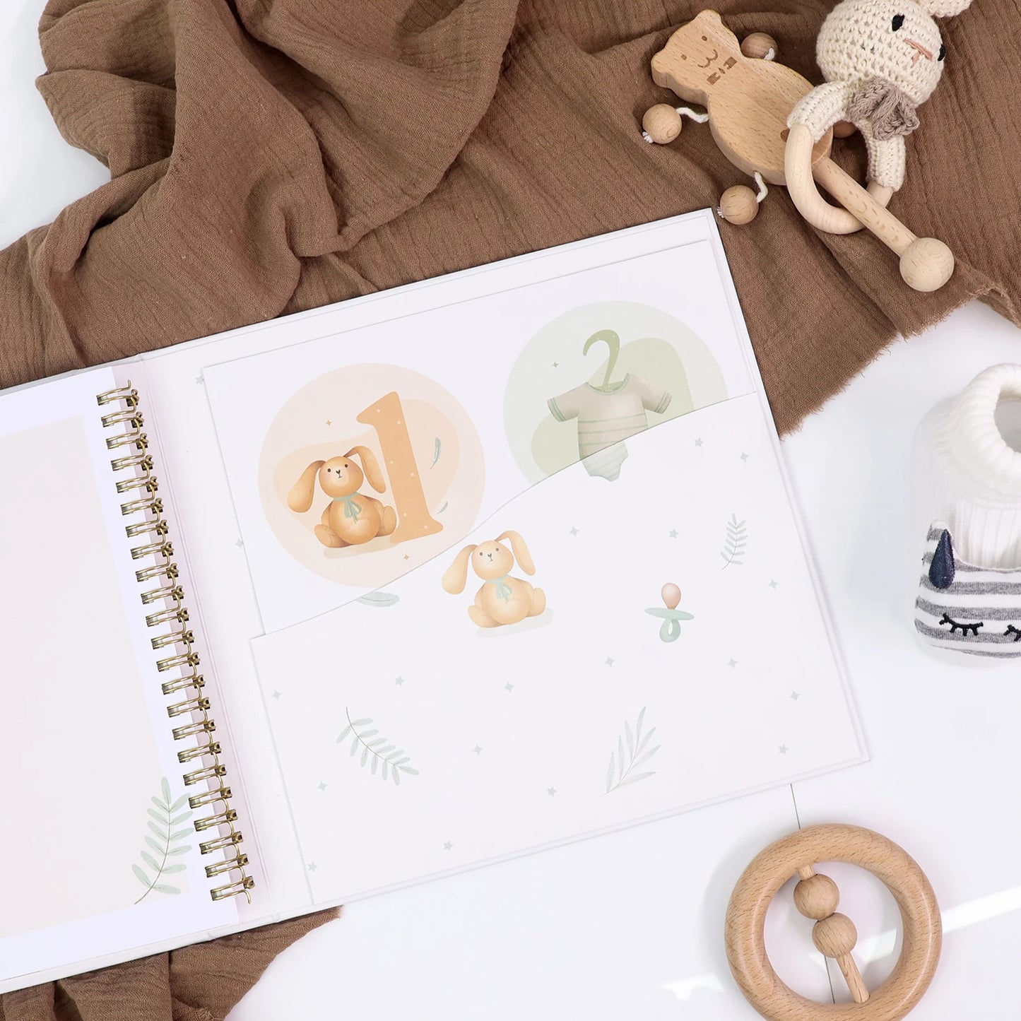 ERATOPIC Linen Fabric Golden Logo Hello Baby Memory Keepsake Book Hidden Spiral Binding Baby Memory Journal For Baby Shower